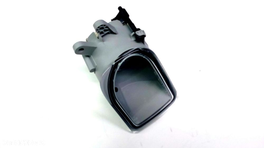 VOLVO V50 halogen przeciwmgielny lewy oryginal 30698629 - 1