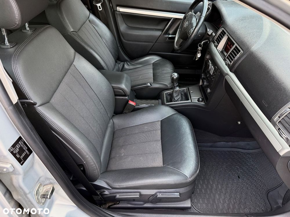 Opel Vectra 1.9 CDTI Elegance - 18