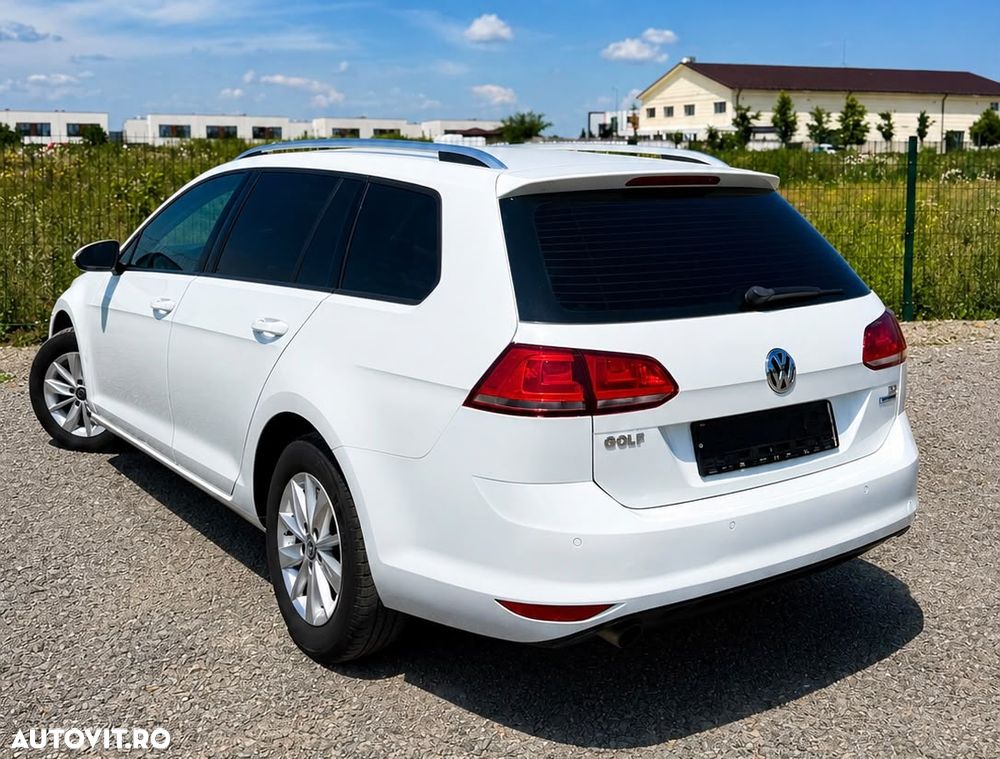Volkswagen Golf - 5