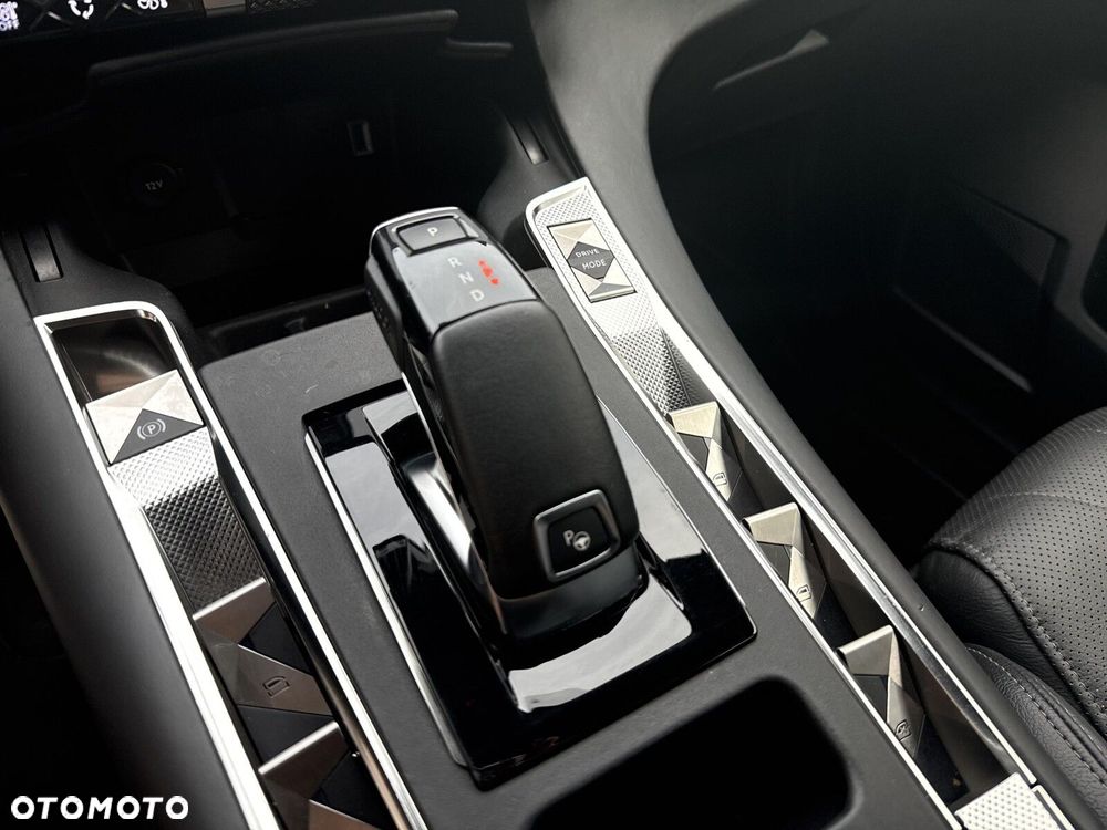 DS Automobiles DS 7 Crossback - 16