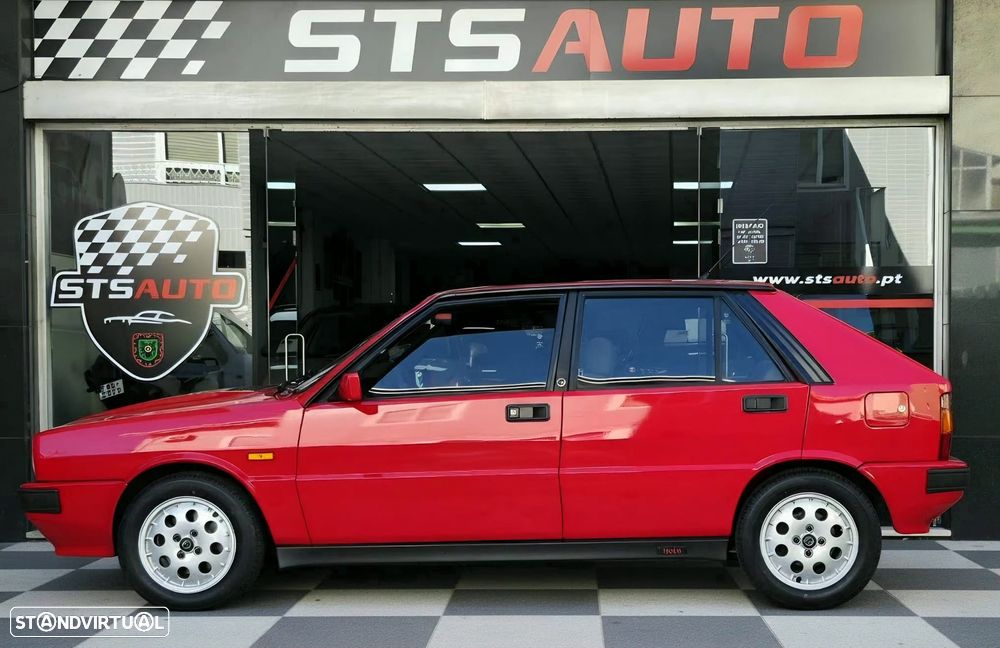 Lancia Delta 1.6 HF Turbo - 16
