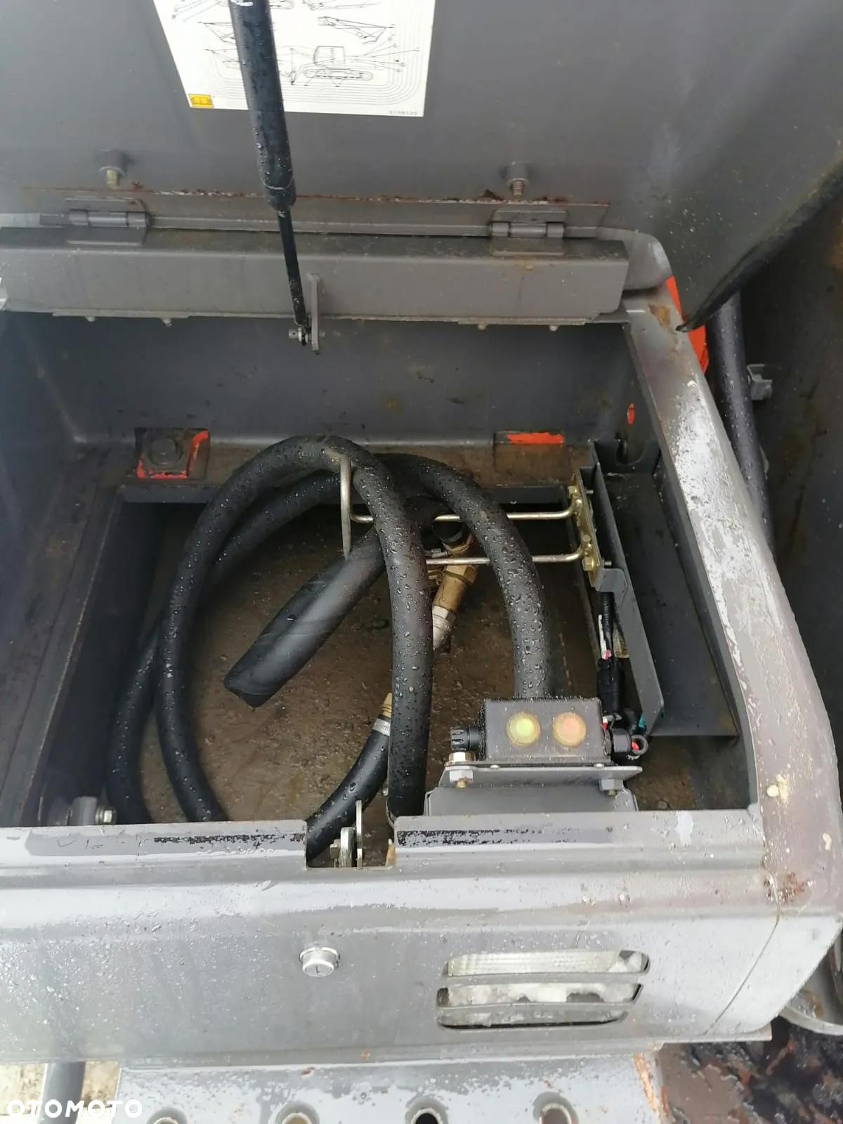 Hitachi ZX 280LC-3 - 5