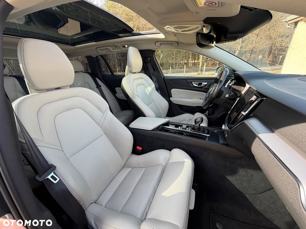 Volvo V60 T5 Geartronic Momentum - 14