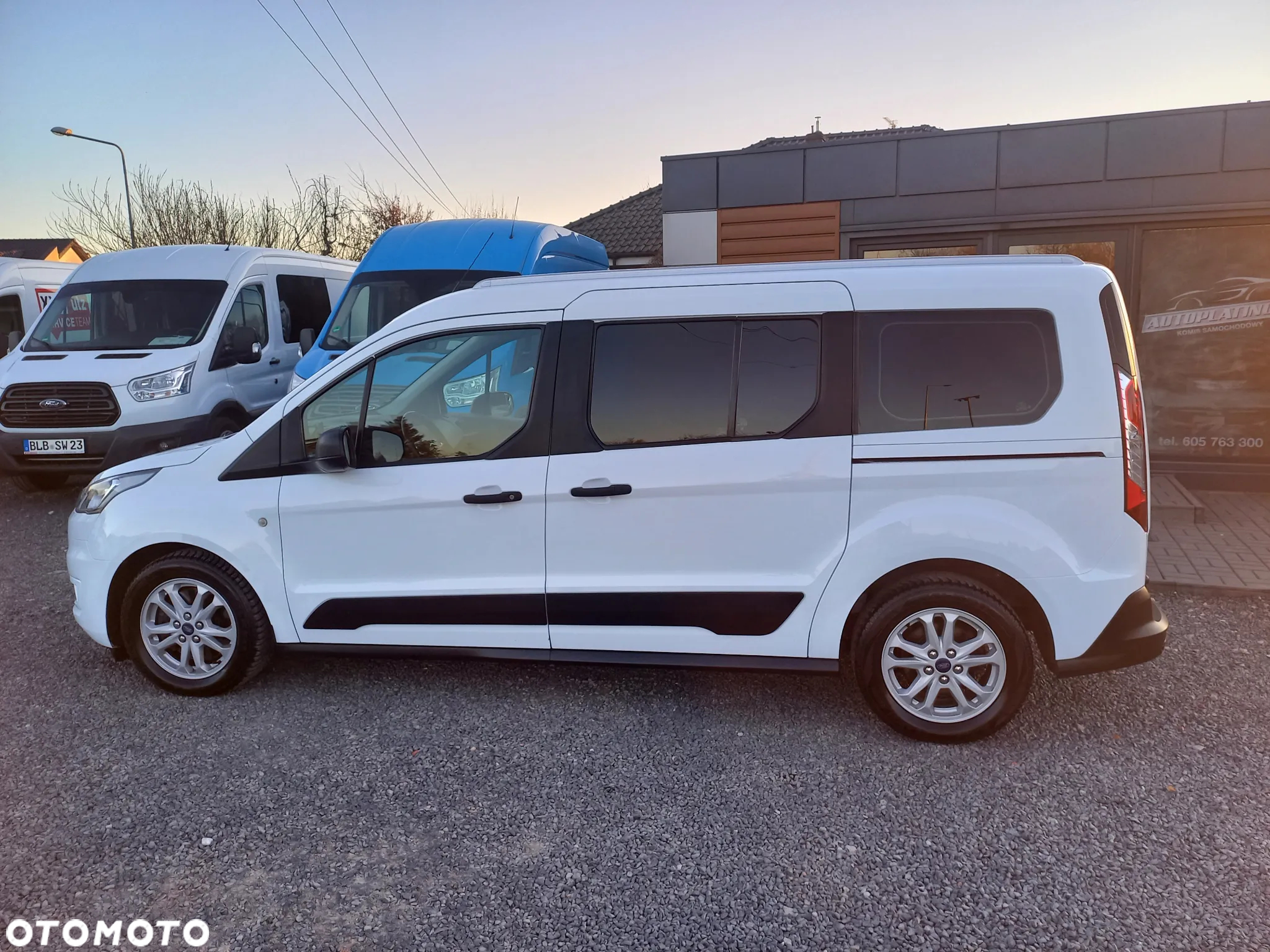 Ford Tourneo Connect - 3