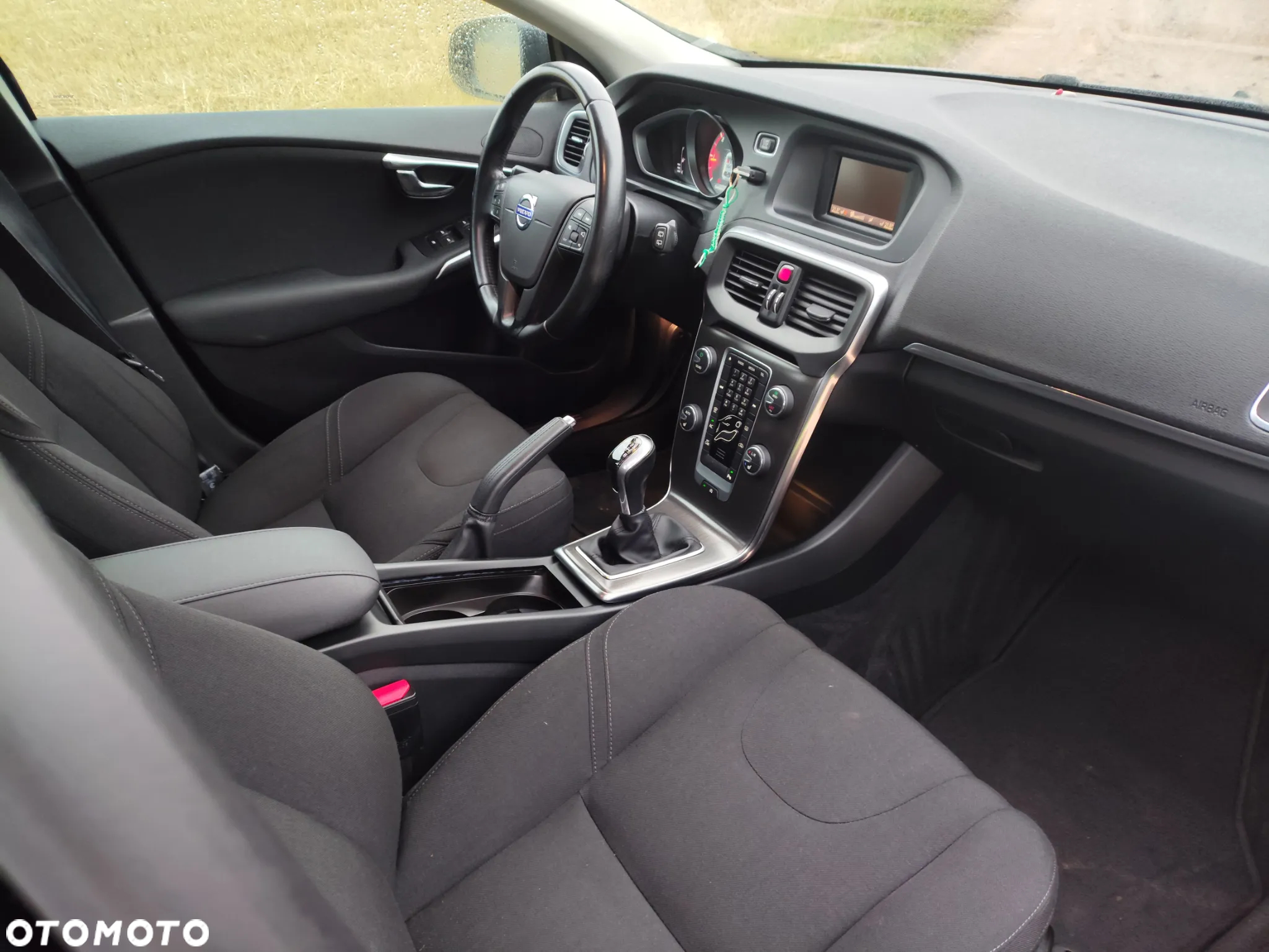 Volvo V40 D2 Summum - 10