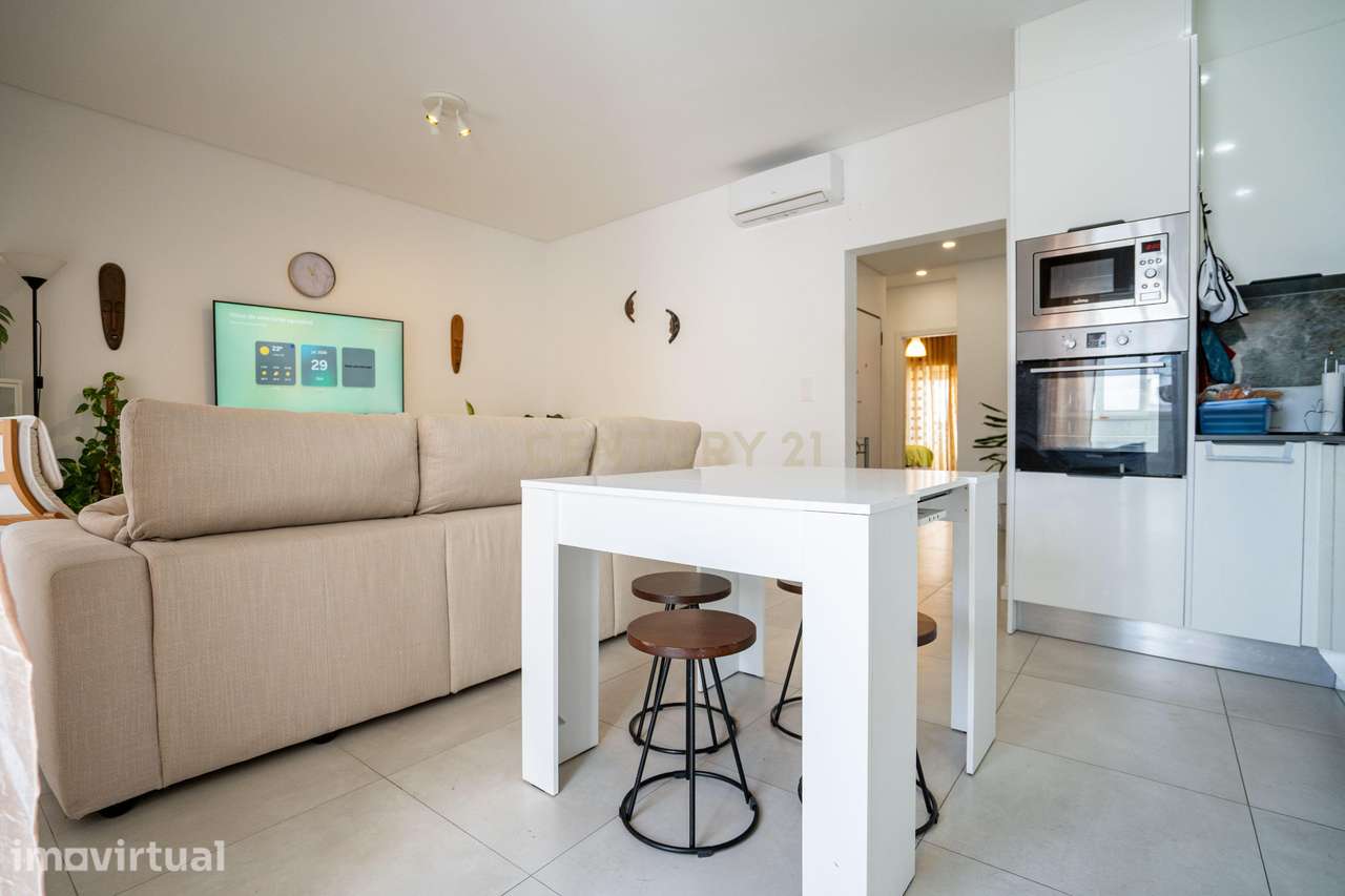 Apartamento T3 - 1º Andar totalmente Renovado - Grande imagem: 4/18