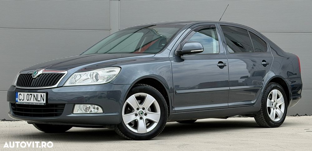 Skoda Octavia 1.6 TDI DPF DSG Elegance - 2