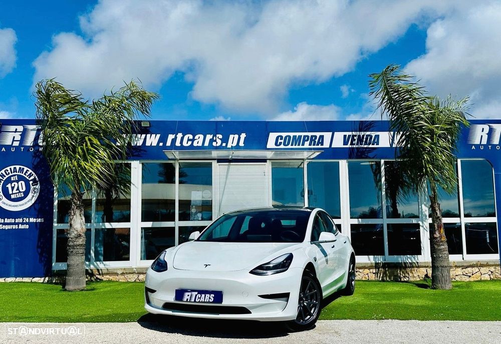 Tesla Model 3 Standard Range Plus RWD - 3