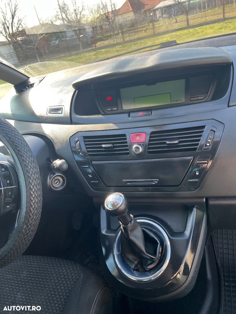 Citroën C4 Grand Picasso 1.6 HDi FAP Exclusive - 16