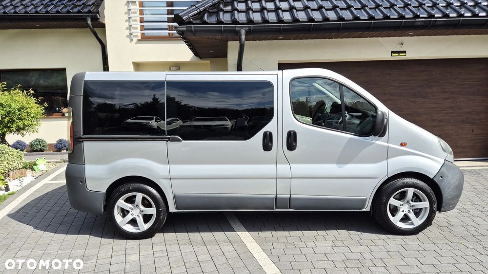 Opel Vivaro Tour - 5