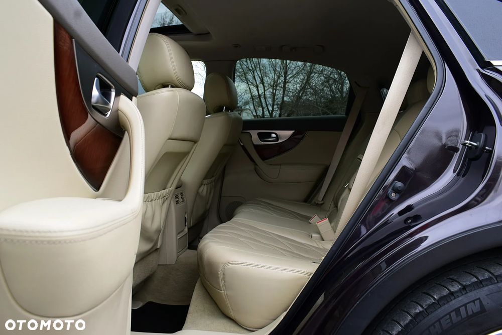 Infiniti FX FX30d S Premium - 6