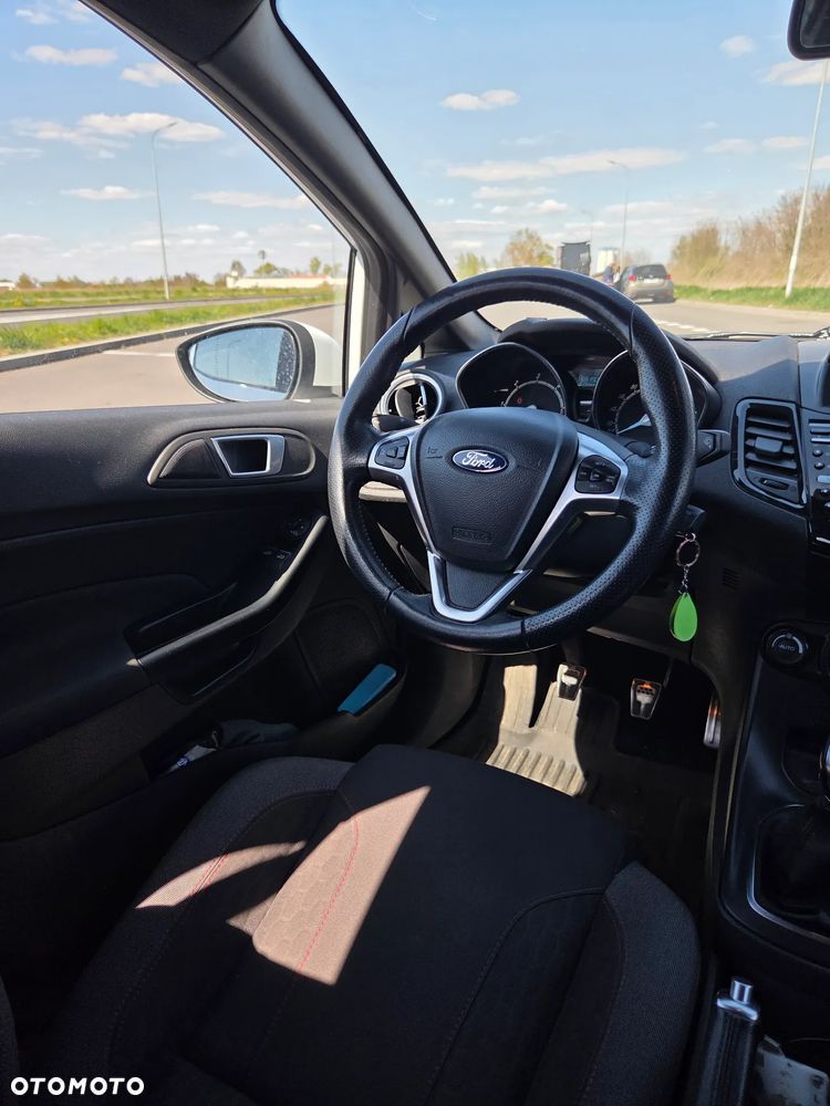 Ford Fiesta 1.5 TDCi ST-Line - 12