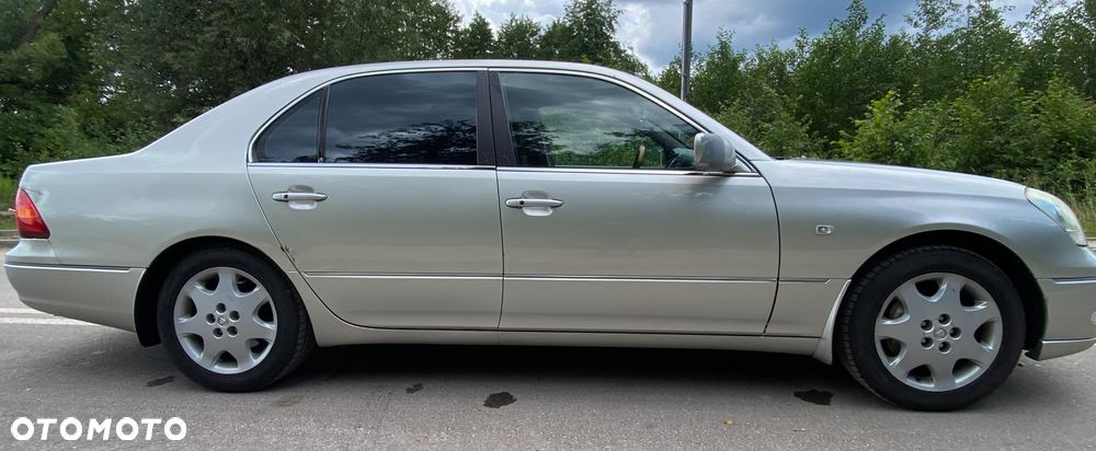 Lexus LS Prezydent - 20