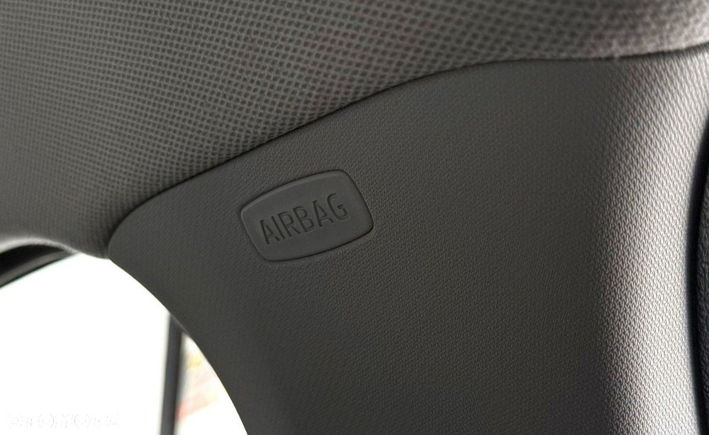 Skoda Fabia 1.0 MPI Active - 33