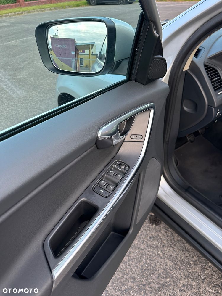 Volvo XC 60 - 20