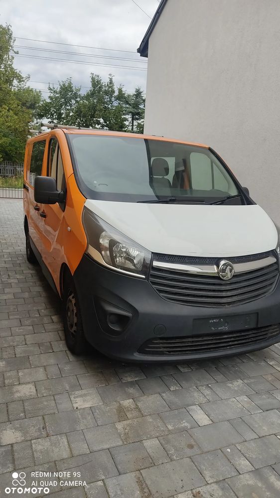 Opel Vivaro - 1