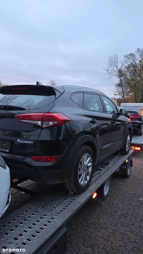 Hyundai Tucson 1.6 GDI BlueDrive Style 2WD - 6
