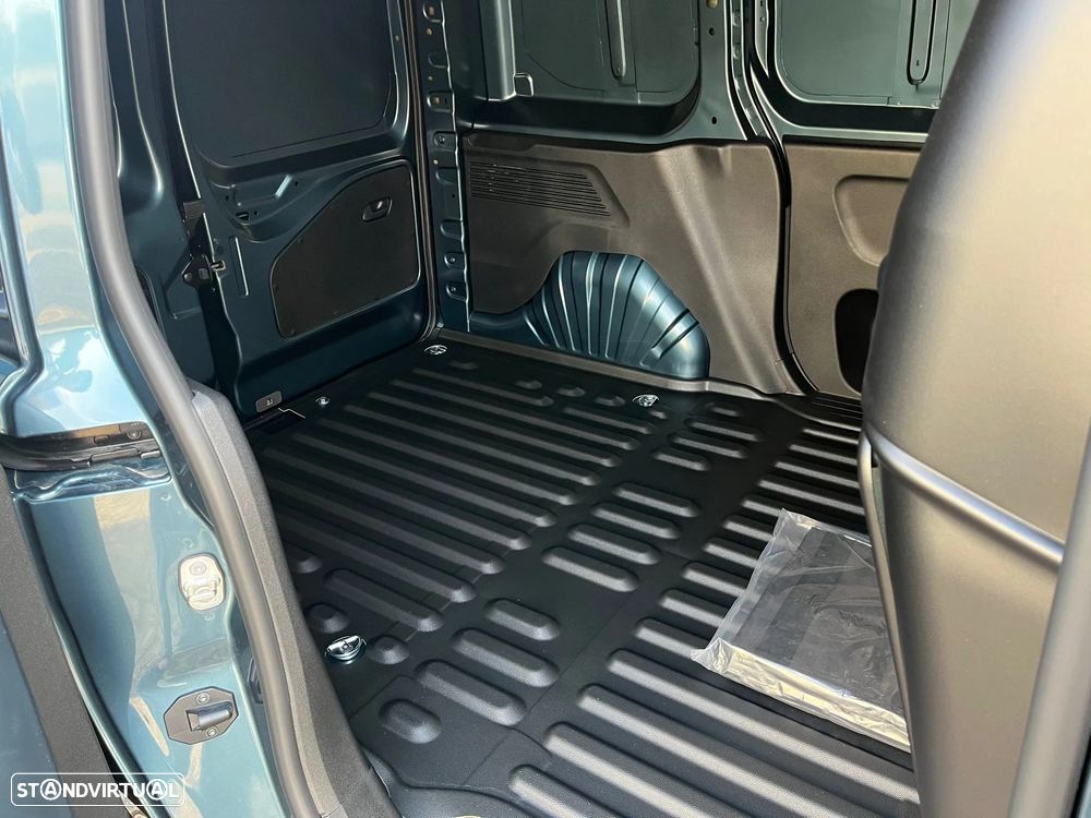 Opel Combo Cargo L1 1.5 CDTi 130cv AT8 (caixa automática) - 30