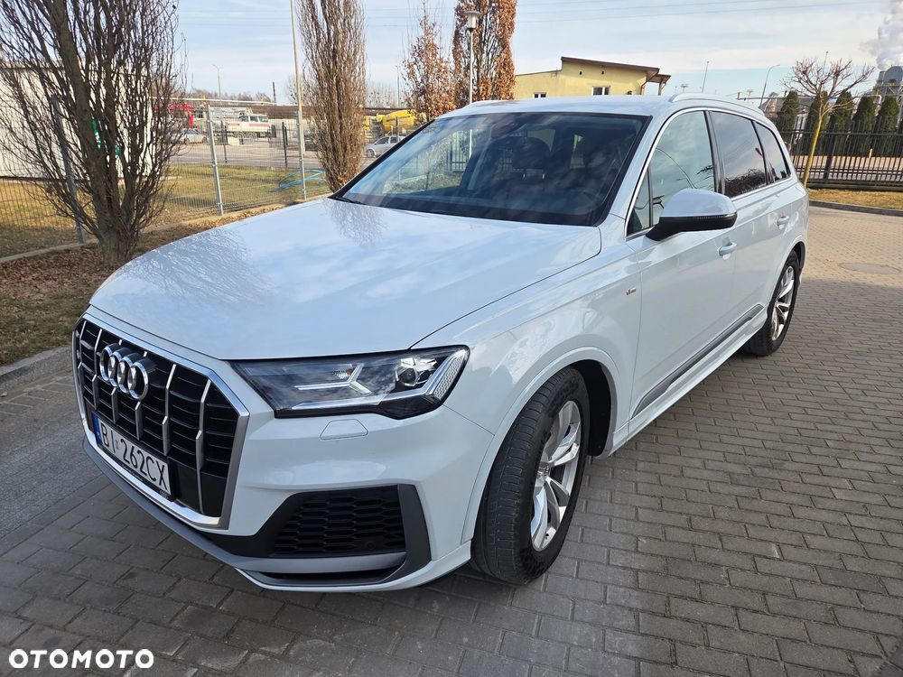 Audi Q7 - 1