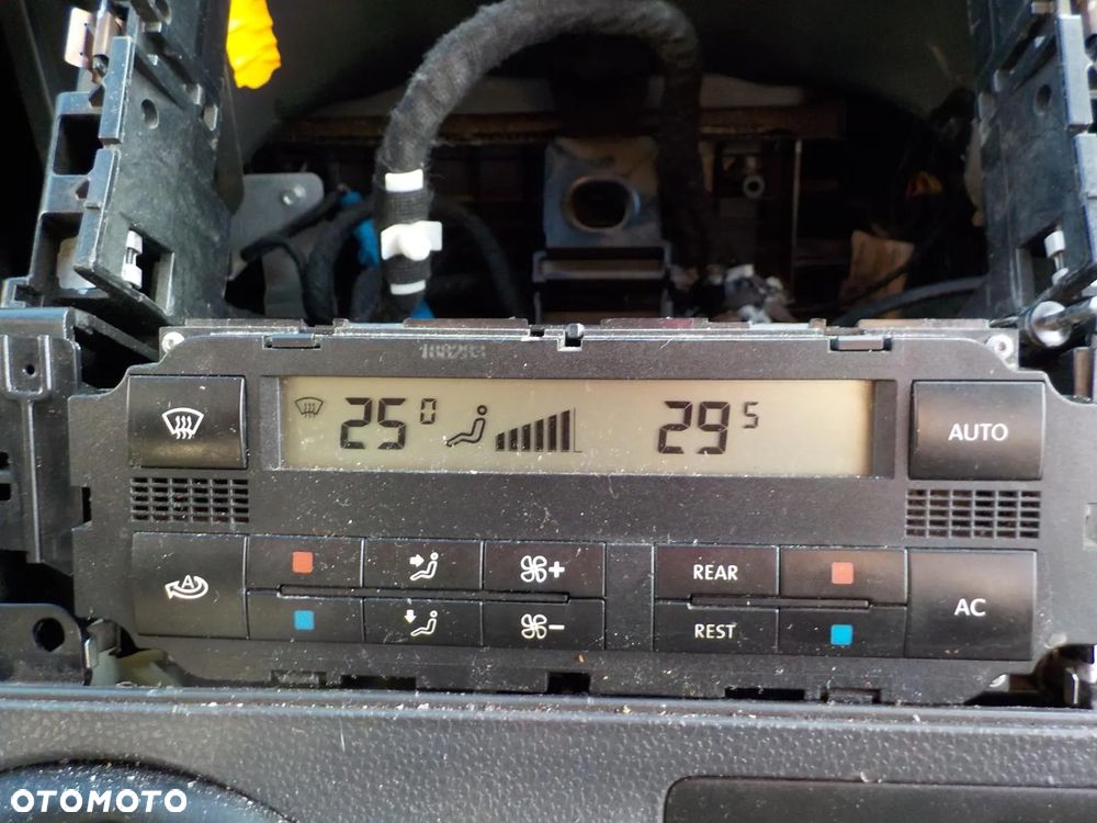 VW T5 PANEL OGRZEWANIA NAWIEWU KLIMATYZACJA CLIMATRONIC - 4