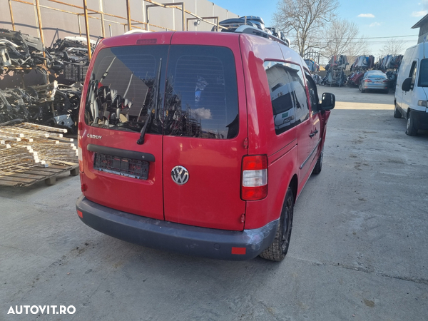 Dezmembrari  VW CADDY 3  2004  > 0000 2.0 SDI Motorina