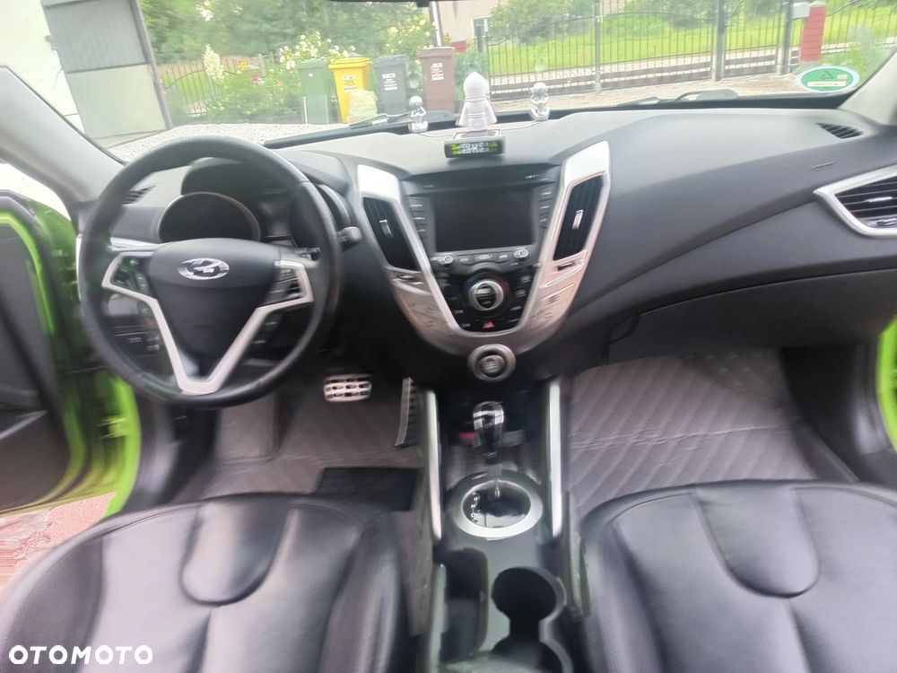 Hyundai Veloster 1.6 DCT Premium - 11