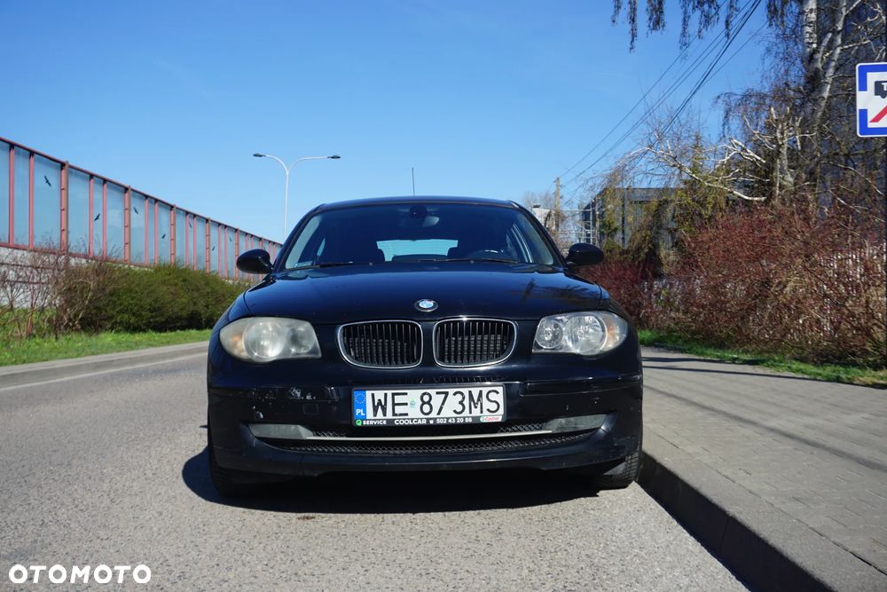 BMW Seria 1 118d DPF - 6