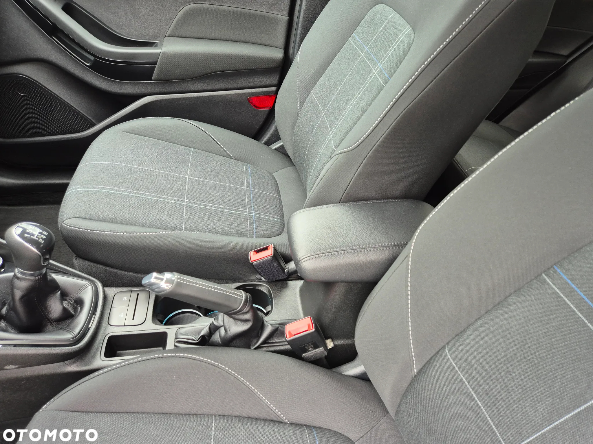 Ford Fiesta 1.1 Trend - 11