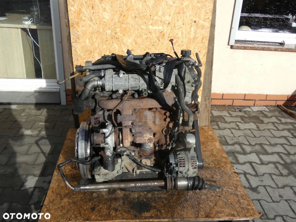 F1CE0481D Silnik słupek 3.0 MULTIJET FIAT DUCATO III 2006-11 - 2