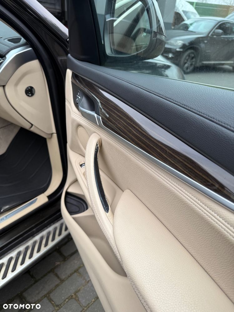 BMW X6 xDrive40d - 24