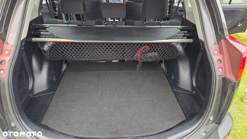 Toyota RAV4 2.0 D-4D Premium - 13