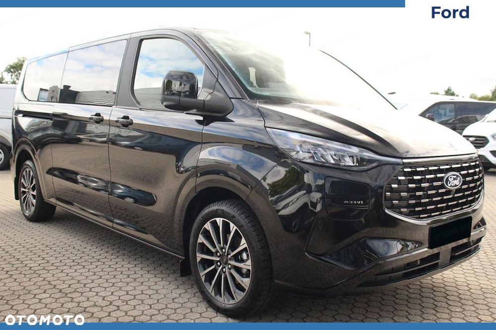 Ford Tourneo Custom - 2
