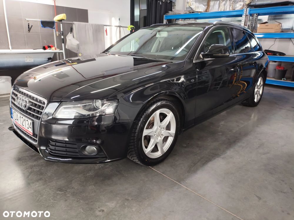 Audi A4 Avant 2.0 TDI - 1