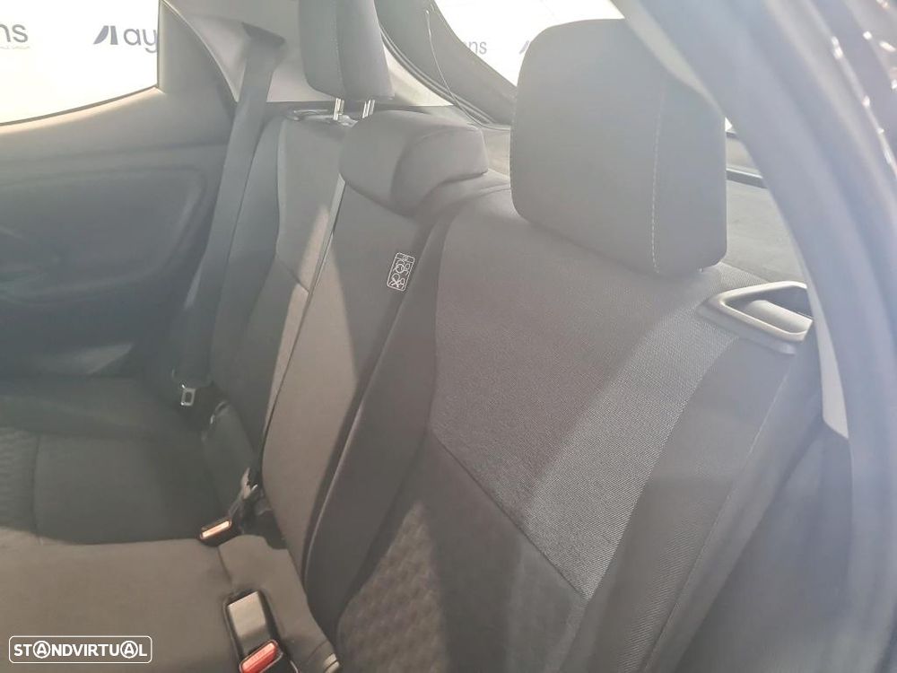 Toyota Yaris 1.5 HDF Comfort Plus - 10