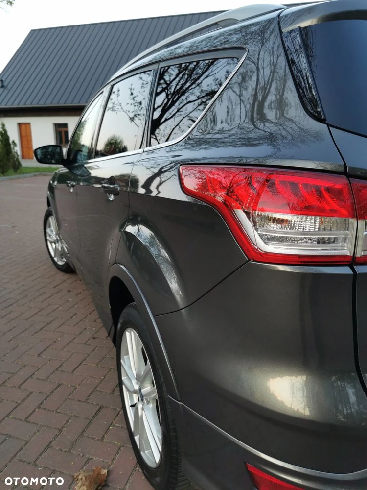 Ford Kuga 1.5 EcoBoost 2x4 Titanium - 29
