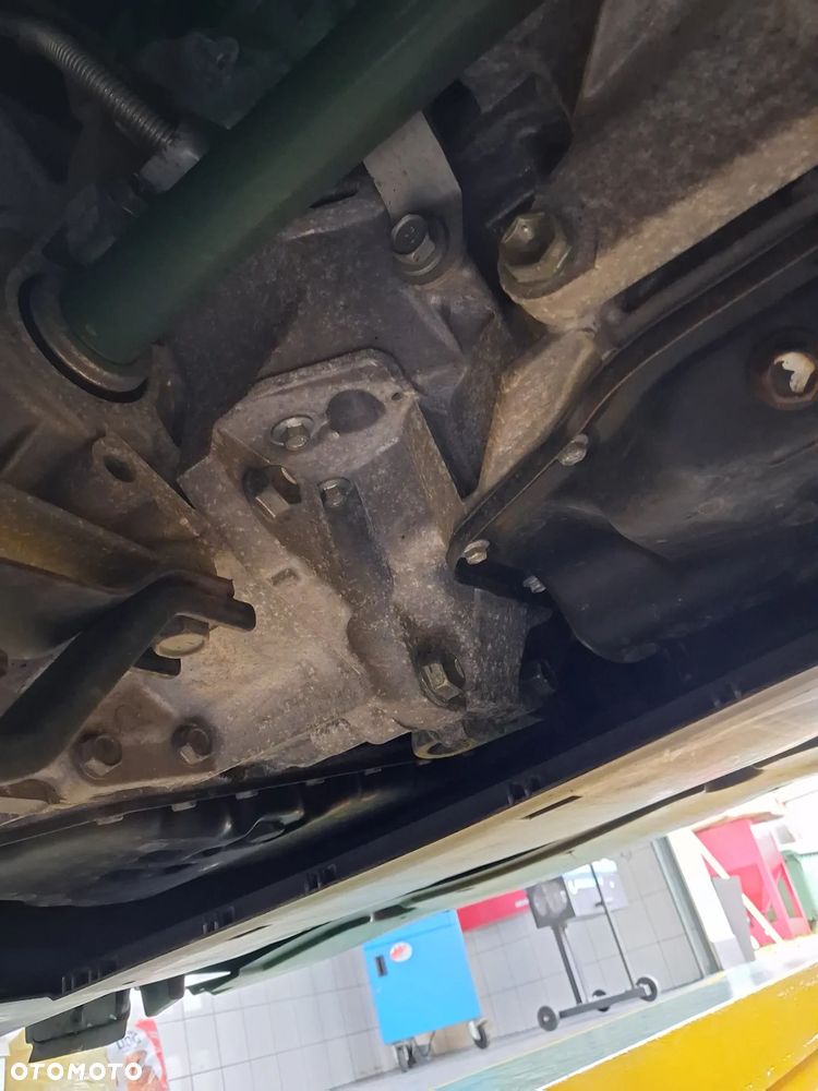 Nissan Qashqai 2.0 Tekna CVT - 4