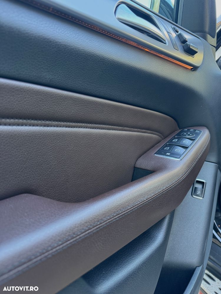 Mercedes-Benz ML 350 BlueTEC 4MATIC Aut - 10