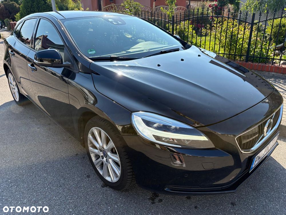 Volvo V40 T2 Drive-E Momentum - 3