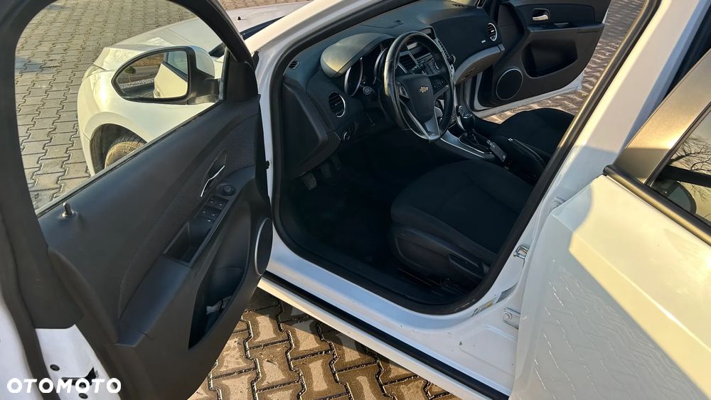 Chevrolet Cruze 1.7TD LT+ - 13