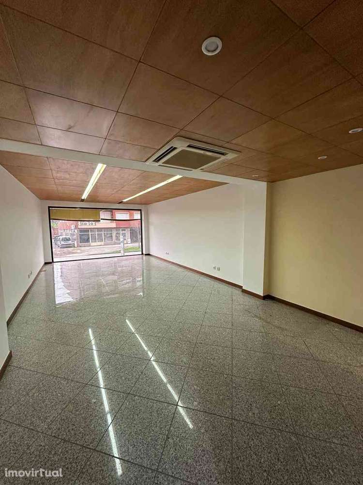 3 Escritórios no Centro de Vila Verde - Grande imagem: 3/7