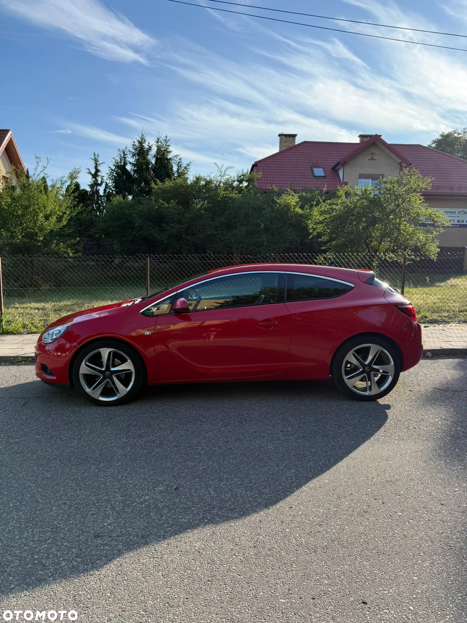 Opel Astra GTC 1.6 Turbo Innovation - 5