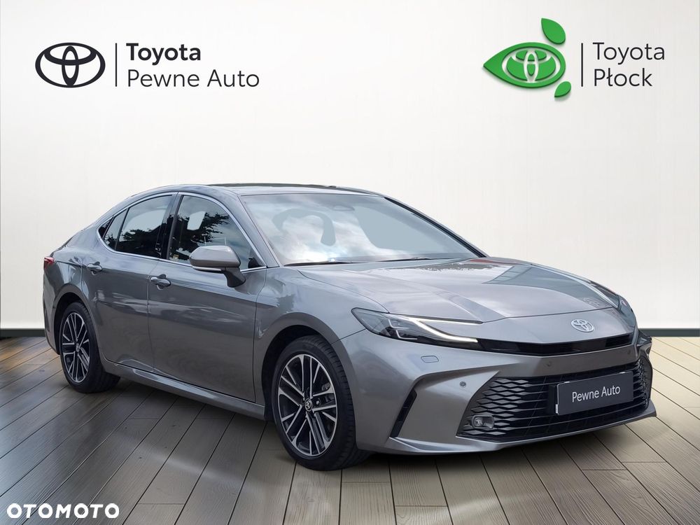 Toyota Camry - 8