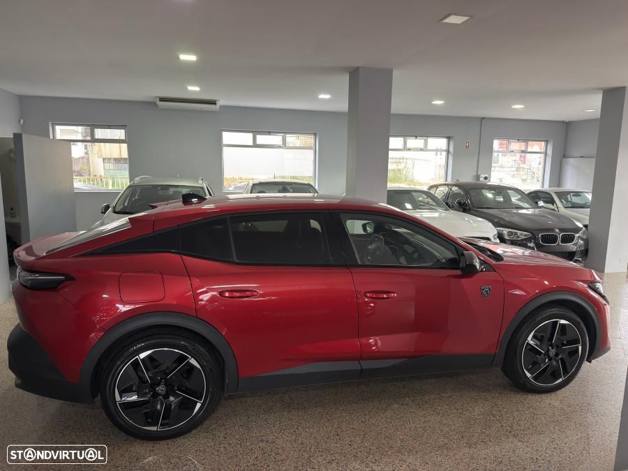 Peugeot 408 1.6 Hybrid GT e-EAT8 - 30