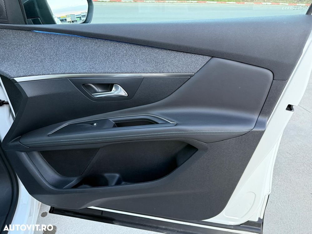 Peugeot 3008 PureTech 130 Stop & Start GPF EAT8 Crossway - 40