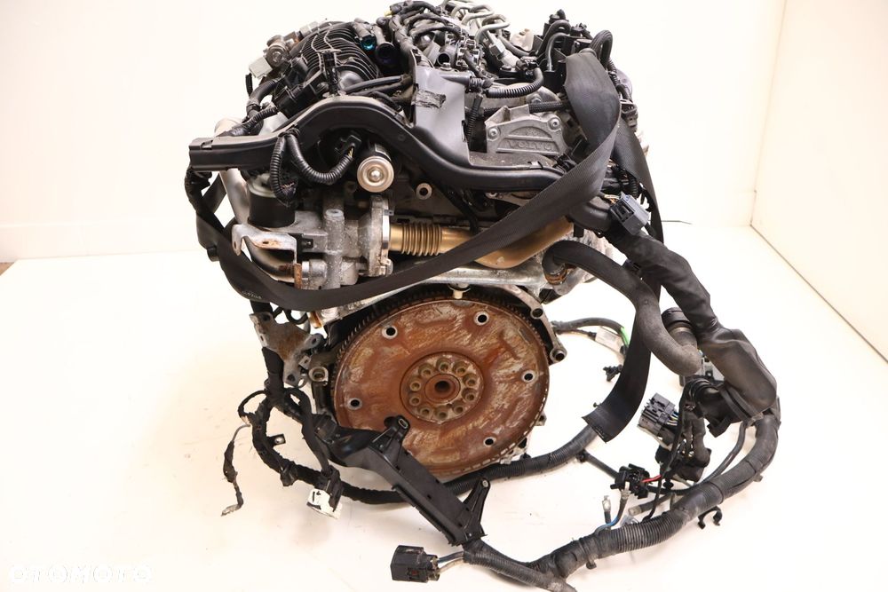 VOLVO V70 2.0 D4 SILNIK D4204T5 - 9