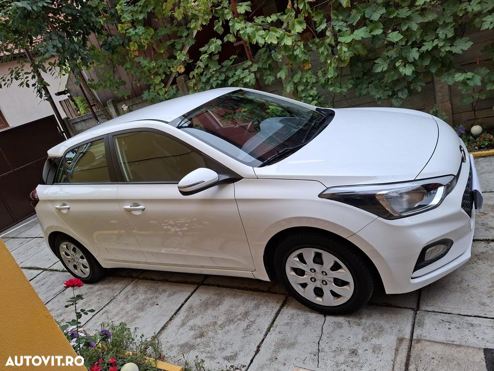 Hyundai i20 1.25 84CP M/T Comfort - 1