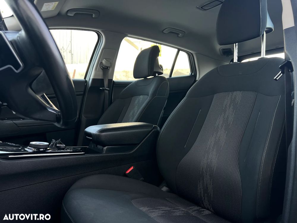 Kia Sportage 1.6 T-GDI PHEV 6AT 4x4 Business Line - 5