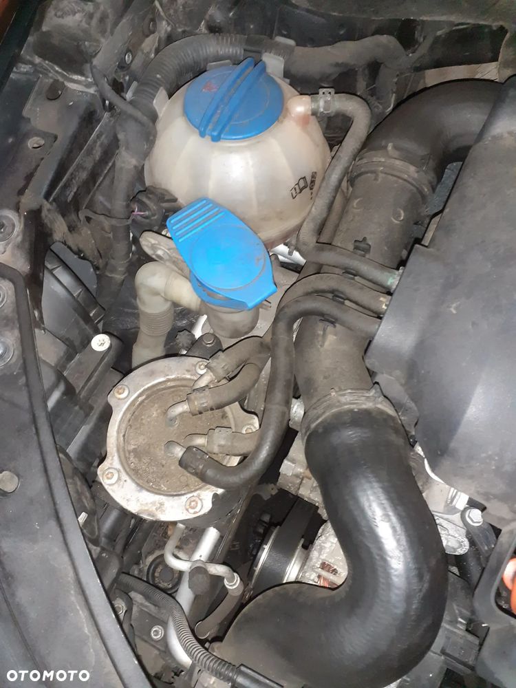 Volkswagen Golf Plus 1.9 TDI DPF Comfortline - 15