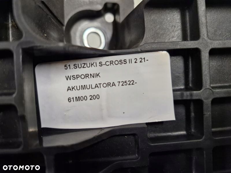 SUZUKI S-CROSS II 2 WSPORNIK AKUMULATORA 72522-61M00 - 8