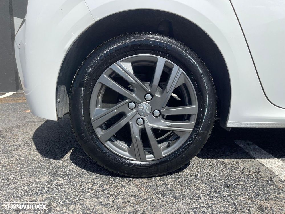 Peugeot 208 1.2 PureTech Active - 8